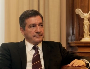 Επιτέθηκαν στον Γιώργο Καμίνη σε μεζεδοπωλείο στην Καισαριανή
